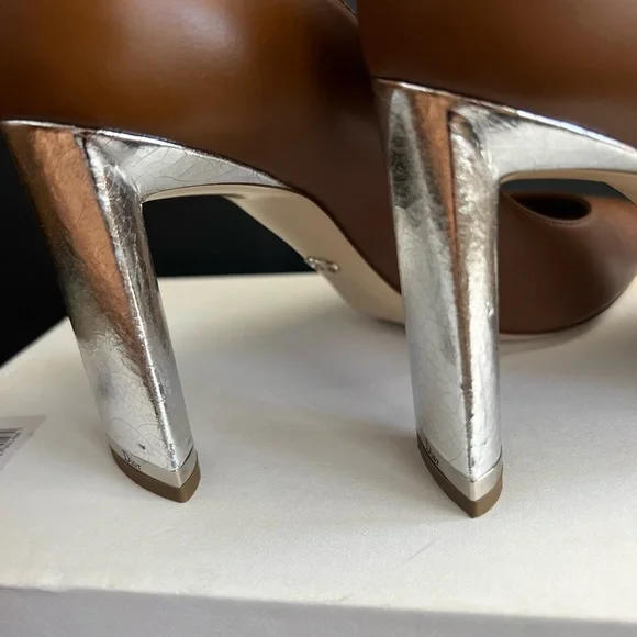 ⛔️ SOLD ⛔️Authentic DIOR Heels. Worn Once. Size EUR40 - Picture 4 of 16